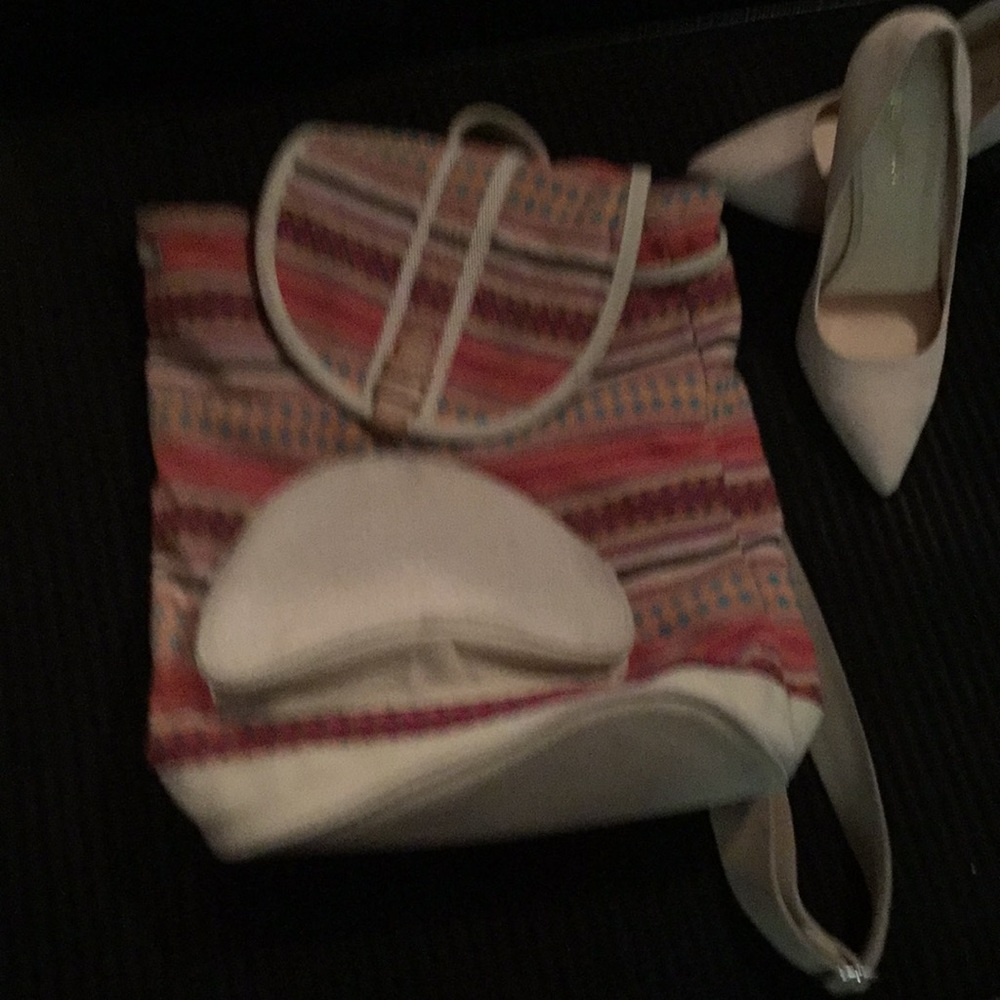 Toms backpack - Picture 1 of 8